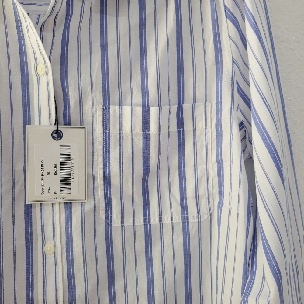 UNTUCKit Pinot Perse Shirt, Striped Blue White Long Sleeve Button Up NWT SZ 10 - Picture 4 of 9